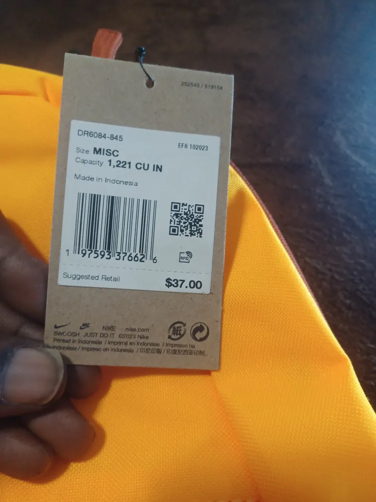 nike Elemental Backpack teal or yellow image indicator(8)