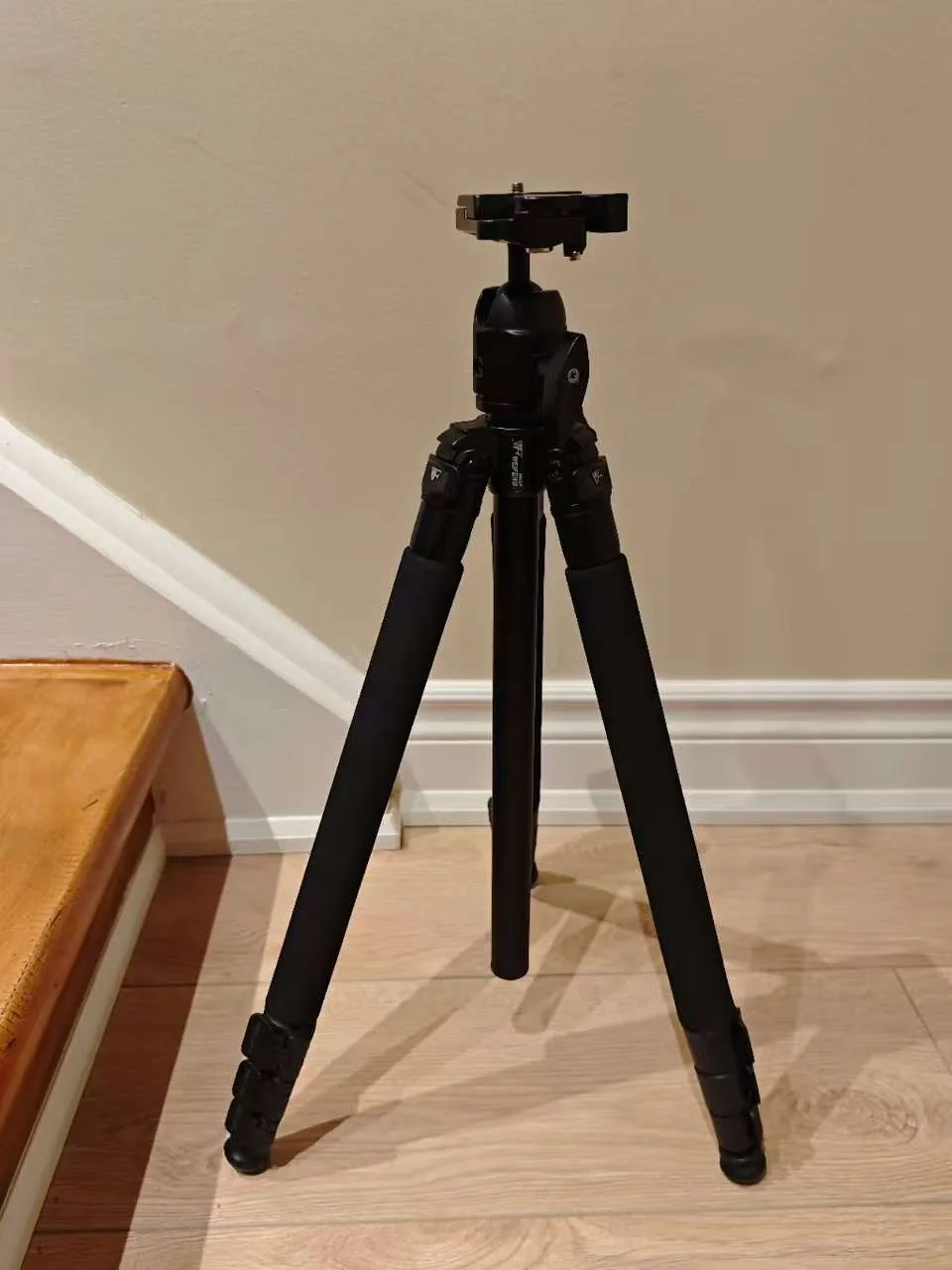 Weifeng WF-6662A Camera Tripod - Black thumbnail