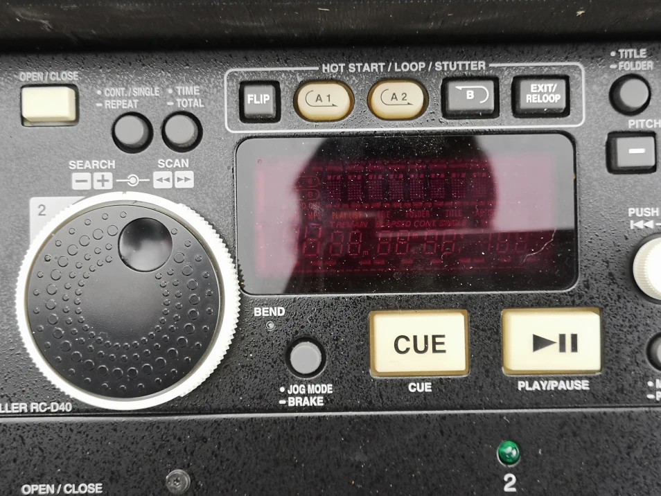 Denon DN-D4000 Dual CD/MP3 Player - photo 3