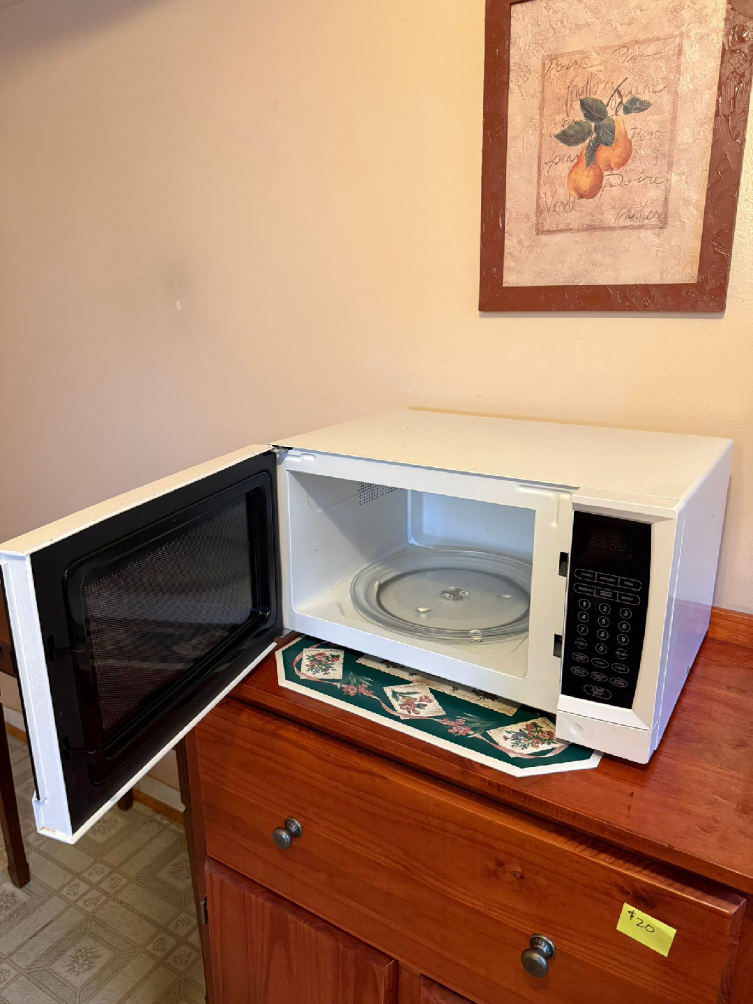 Danby Microwave - White - photo 3
