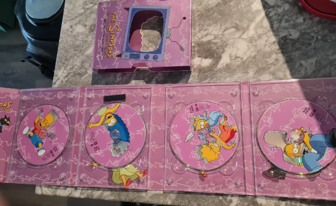 The Simpsons: The Complete Third Season DVD Collector's Edition image indicator(3)