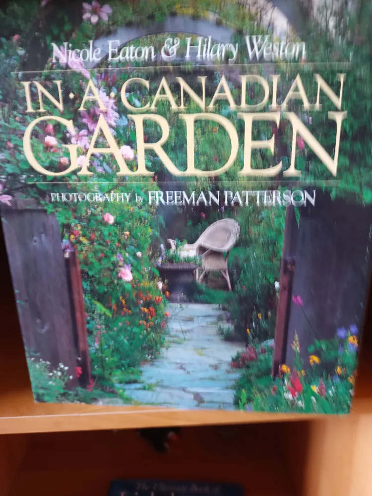 In a Canadian Garden by Nicole Eaton & Hilary Weston thumbnail