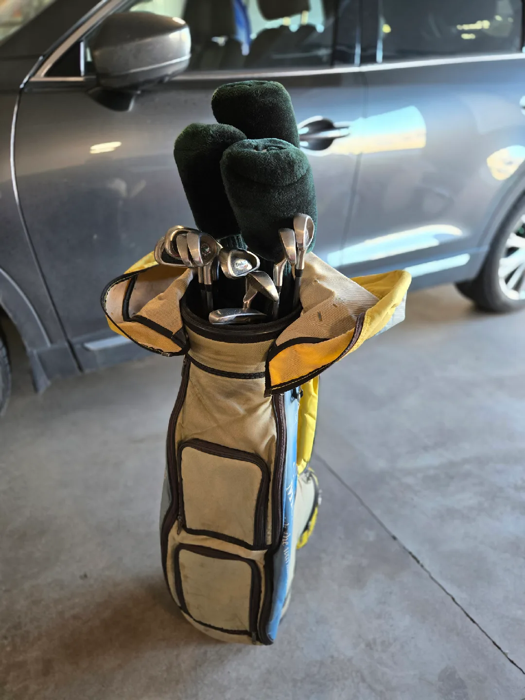 Callaway Big Bertha Driver & Golf Club Set thumbnail