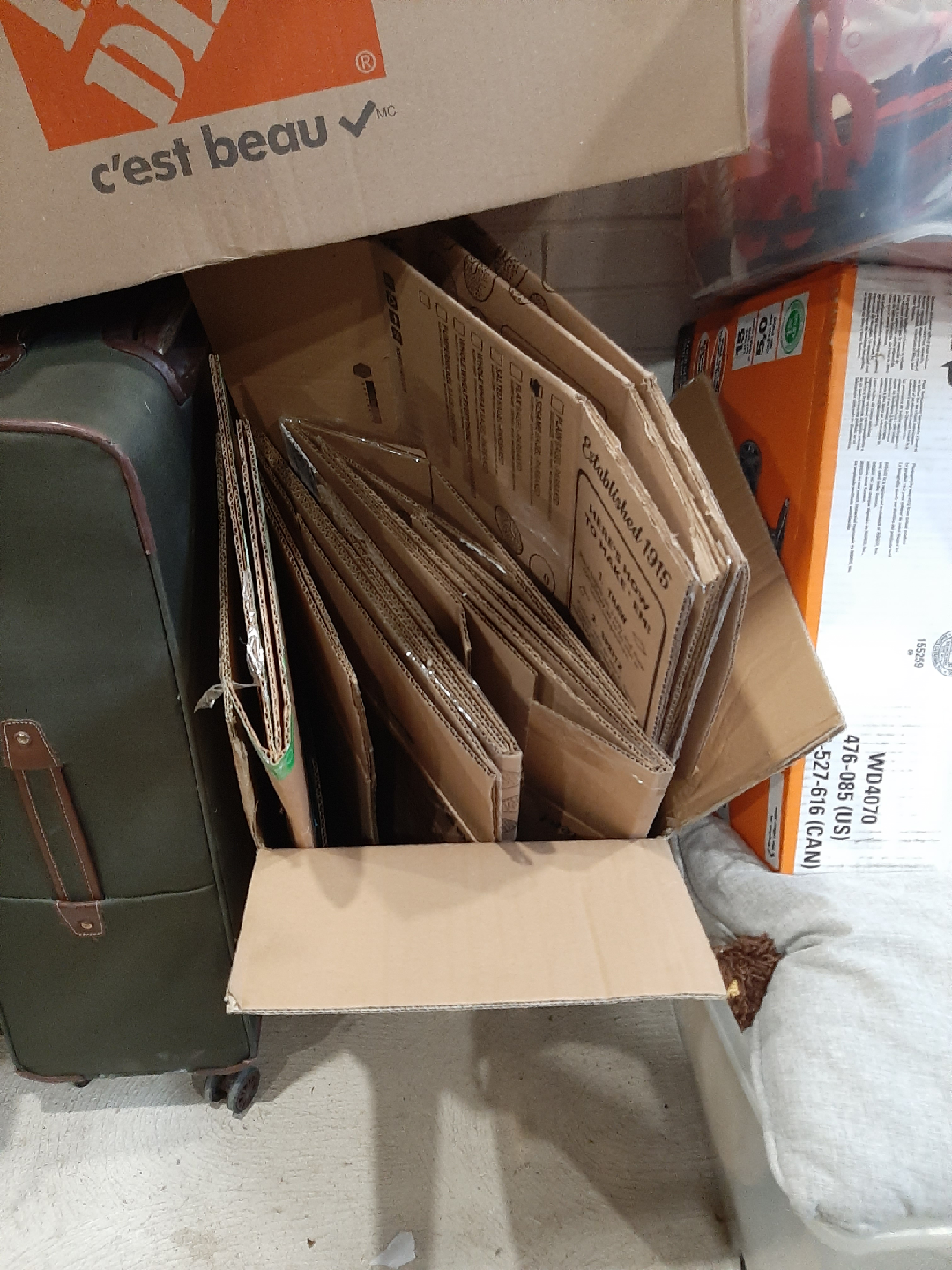 Free Boxes, multiple sizes - photo 2