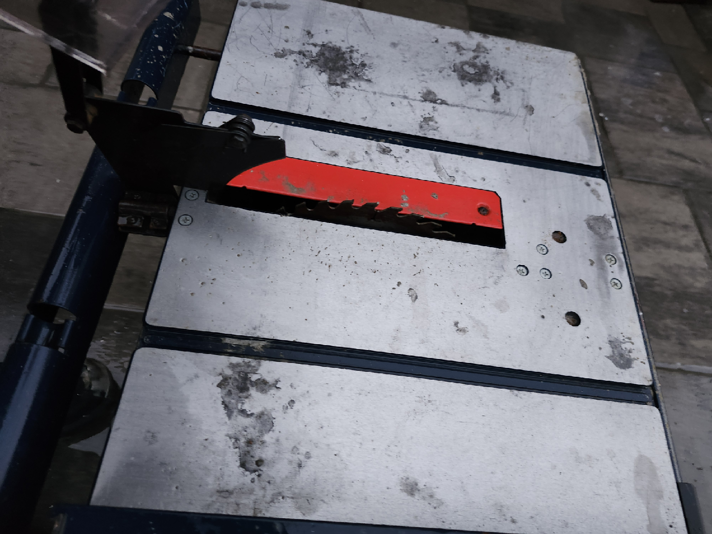 Mastercraft 10" Deluxe Table Saw - photo 4