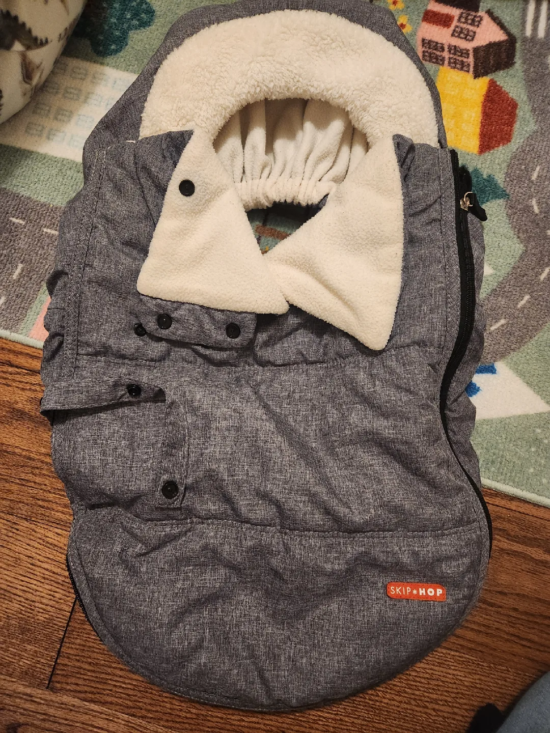 Skip Hop Car Seat Cover thumbnail