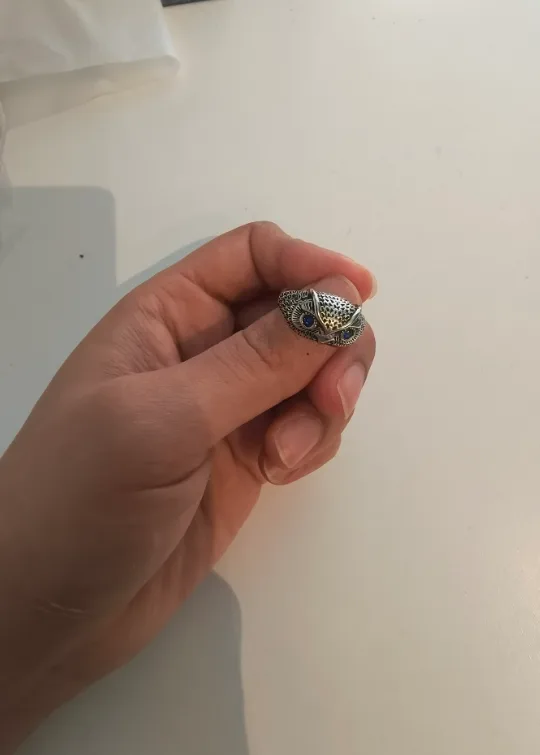 925 Sterling Silver Owl Ring with Blue Eyes Unisex image indicator(2)