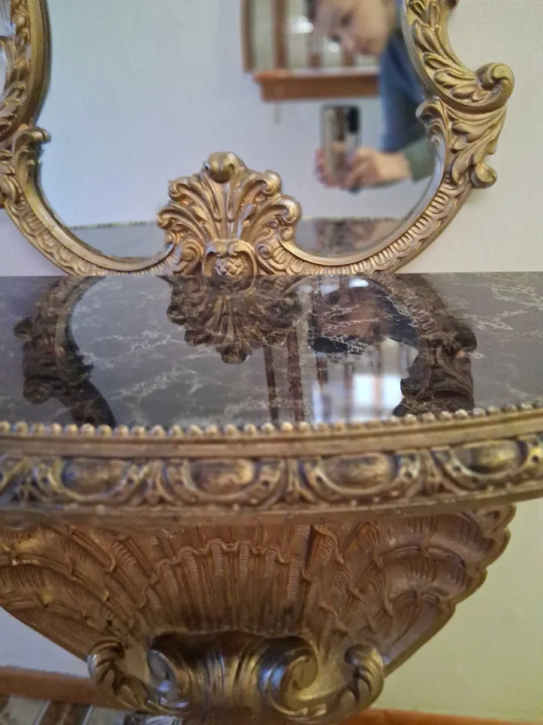 Hollywood Regency Half Moon Table image indicator(6)