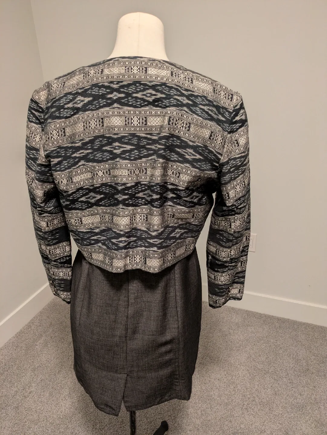 Ann Taylor Wool Mix Sleeveless Dress With Matching Jacket image indicator(6)