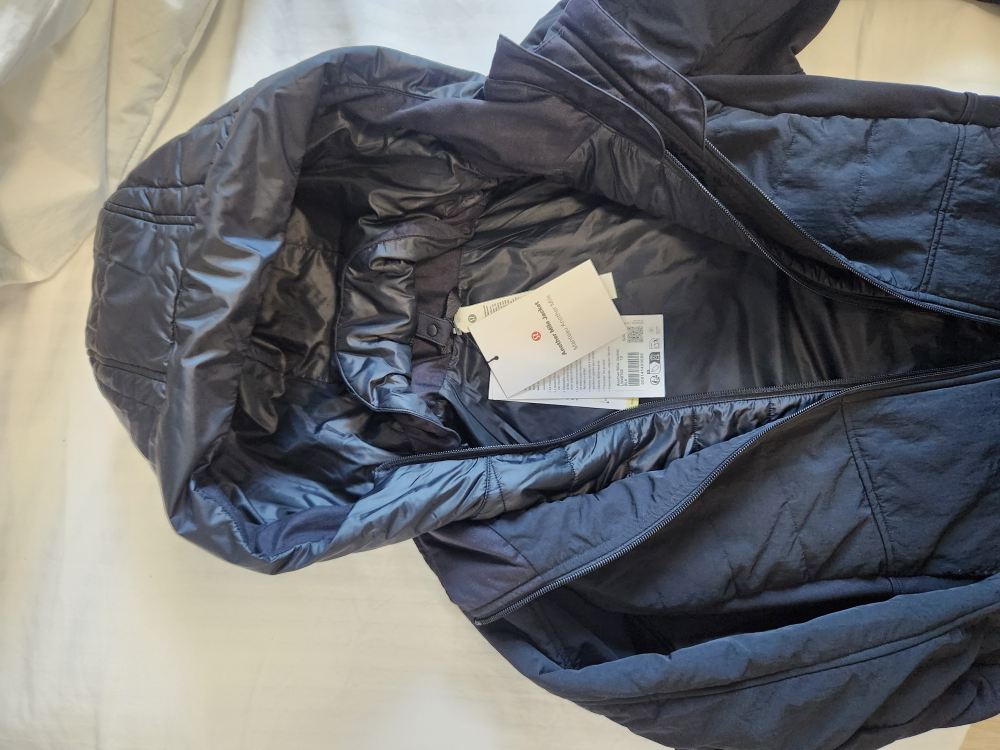 Lululemon another mile jacket - photo 2