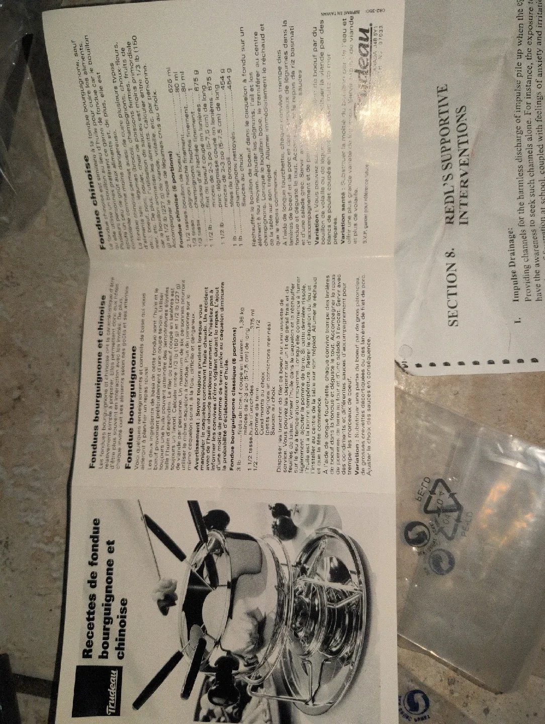 Trudeau 11-Piece Stainless Steel Fondue Set image indicator(4)