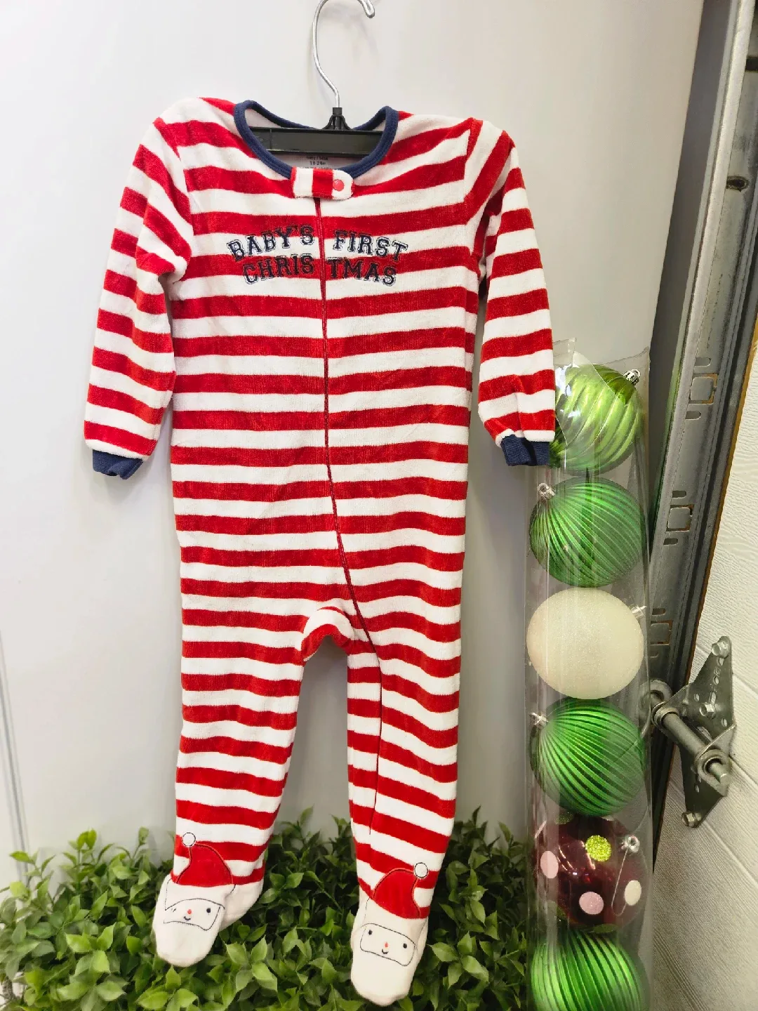 Baby's First Christmas Onesie (18-24m) thumbnail