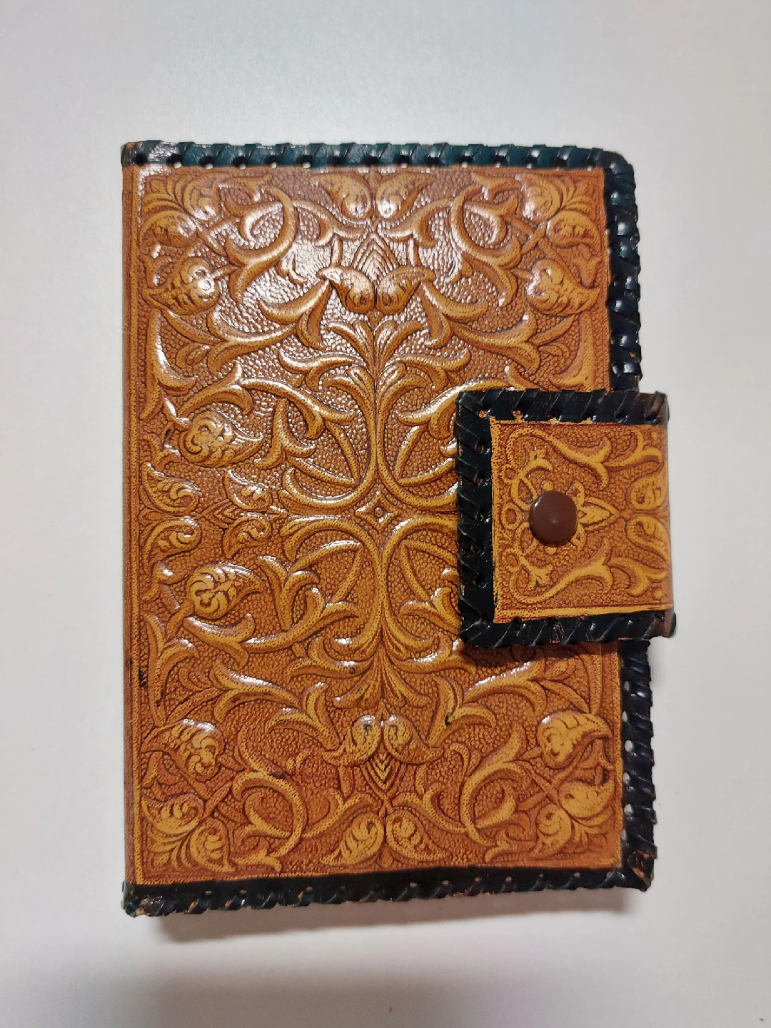 Vintage Leather Card Case with Playing Cards