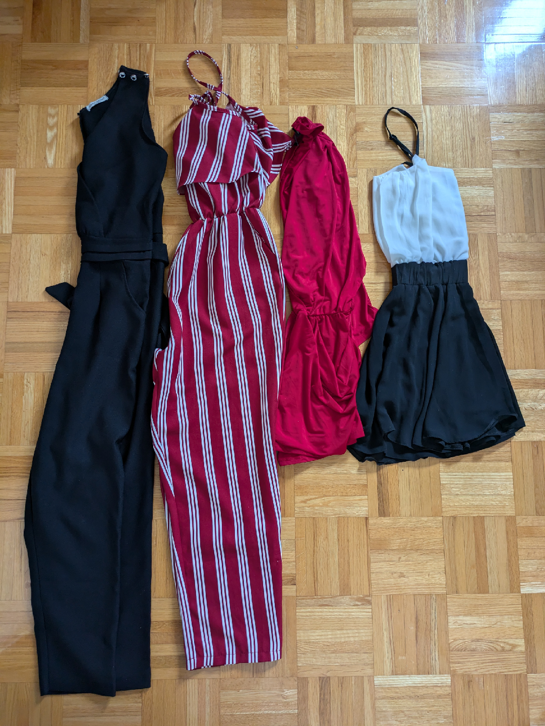 4 rompers (small)