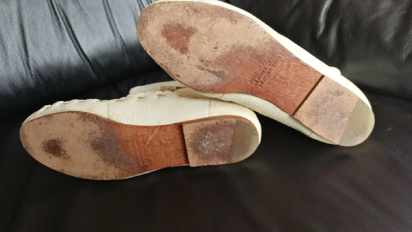 Vintage Nine West Cream Fringe Leather Moccasin Boots - Size 7 - photo 5
