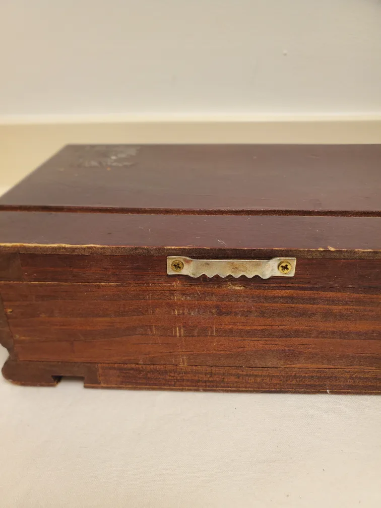 Free Wooden Box & wooden Shelf 🥕 image indicator(8)