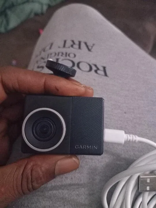 GARMIN 010-01750-01 Dashcam45 World Wide Edition thumbnail