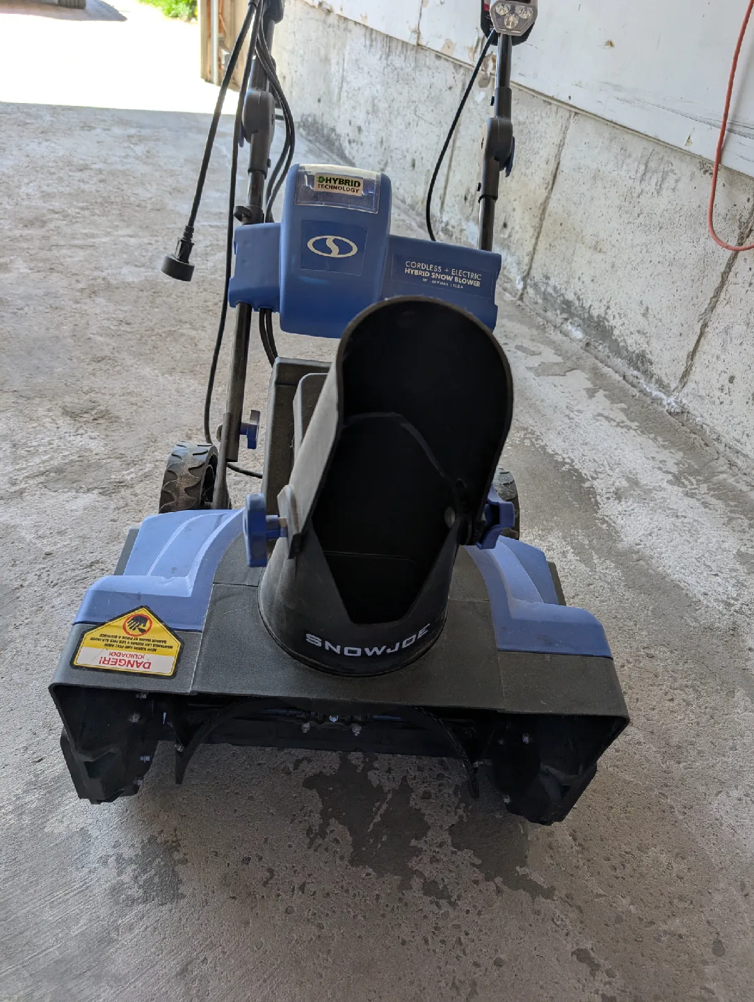 Snow Joe Cordless + Electric Hybrid Snow Shovel image indicator(3)