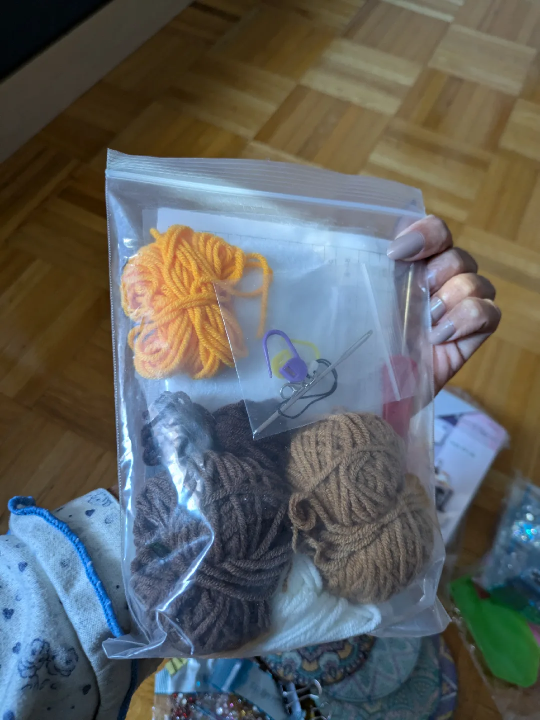 Capybara crochet kit image indicator(2)