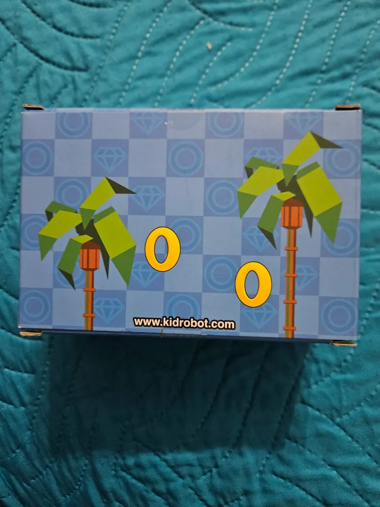 Kidrobot Sonic + Tails Vinyl Mini Figures - New image indicator(2)