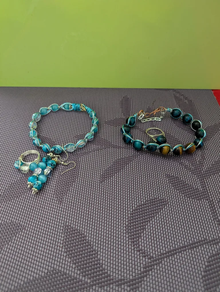🧡Handmade Beaded Bracelet & Ring Set thumbnail