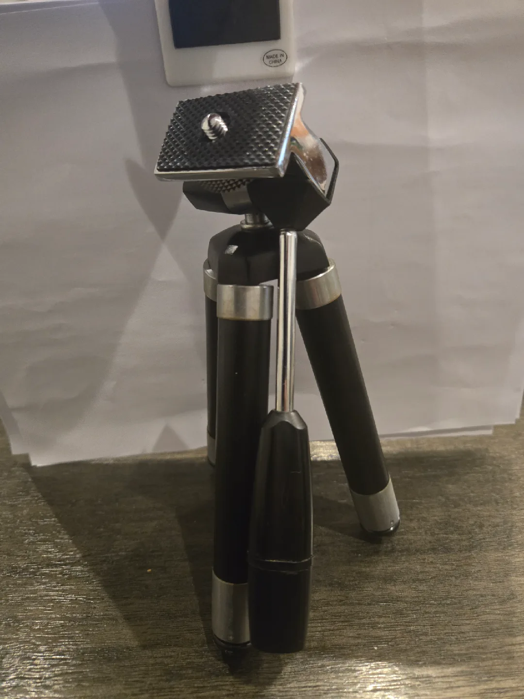 Tripod Model 12 - New in Box image indicator(2)