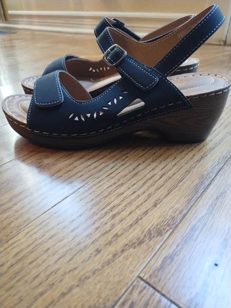 Patrizia by Spring Step Black Sandals - Size 40 image indicator(4)