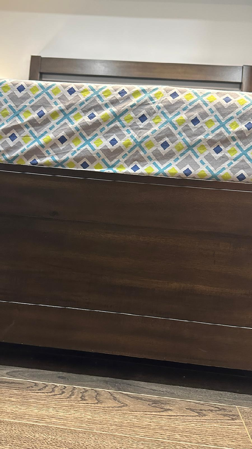 Queen Size Wooden Bed Frame - photo 5