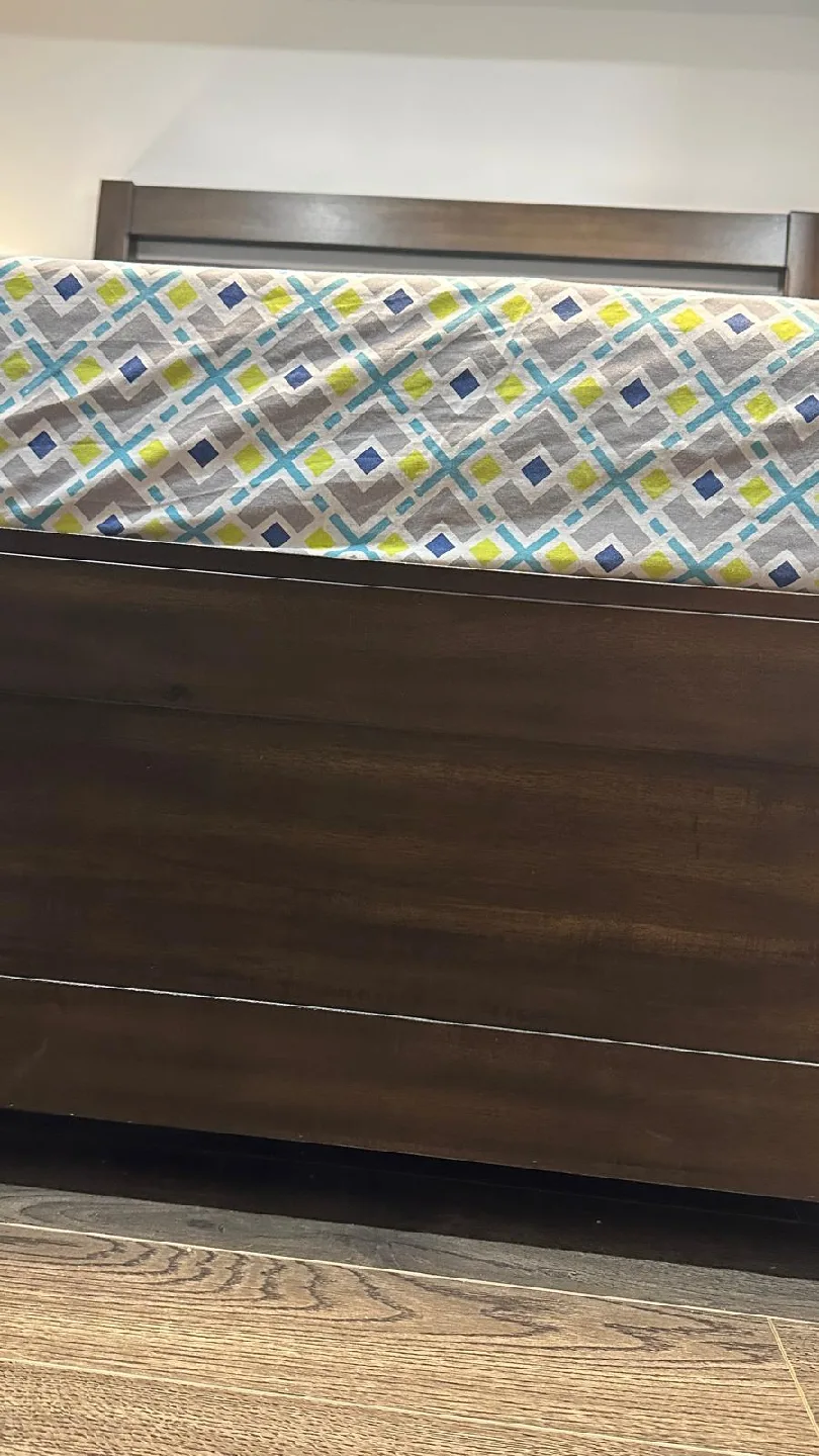 Queen Size Wooden Bed Frame image indicator(5)