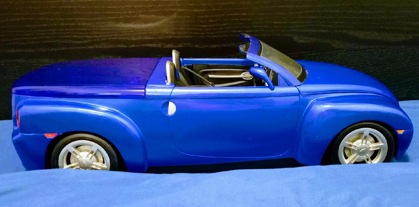 Mattel Barbie Cali Girl Car Chevy SSR Vehicle. image indicator(4)