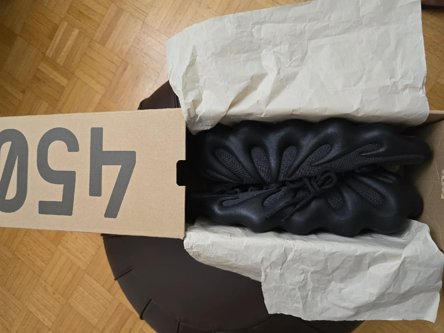 Adidas Yeezy 450 Size 10 US image indicator(2)