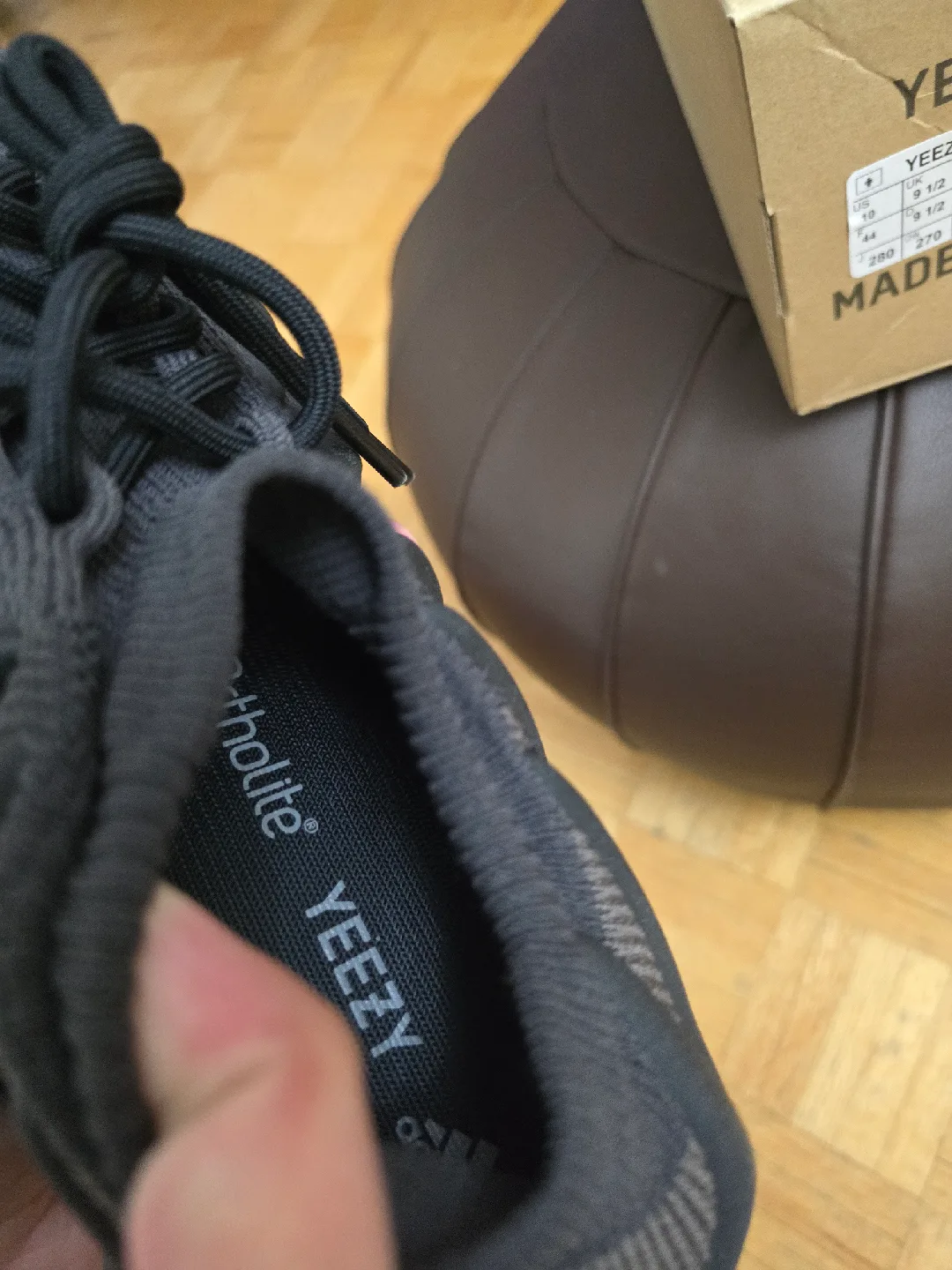 Adidas Yeezy 450 Size 10 US image indicator(4)