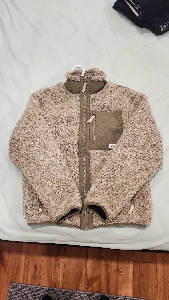 American Eagle Sherpa Fleece Jacket - unisex Size S-M thumbnail
