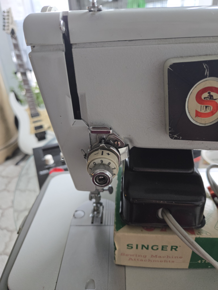 Singer Stylist 478 Sewing Machine - photo 5