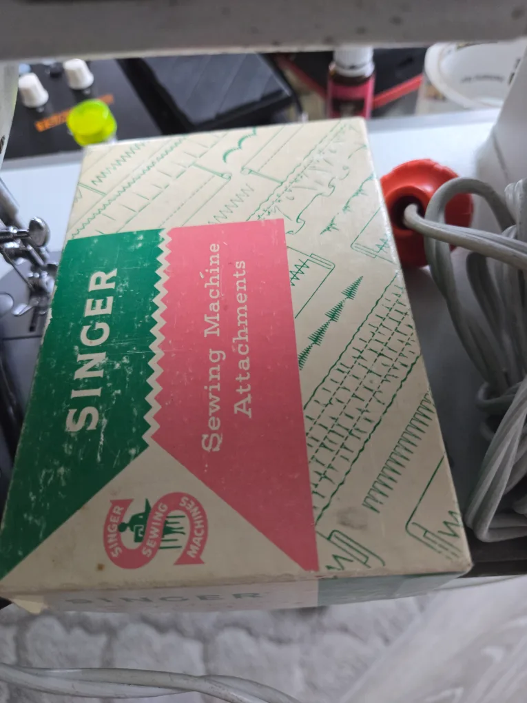 Singer Stylist 478 Sewing Machine image indicator(6)