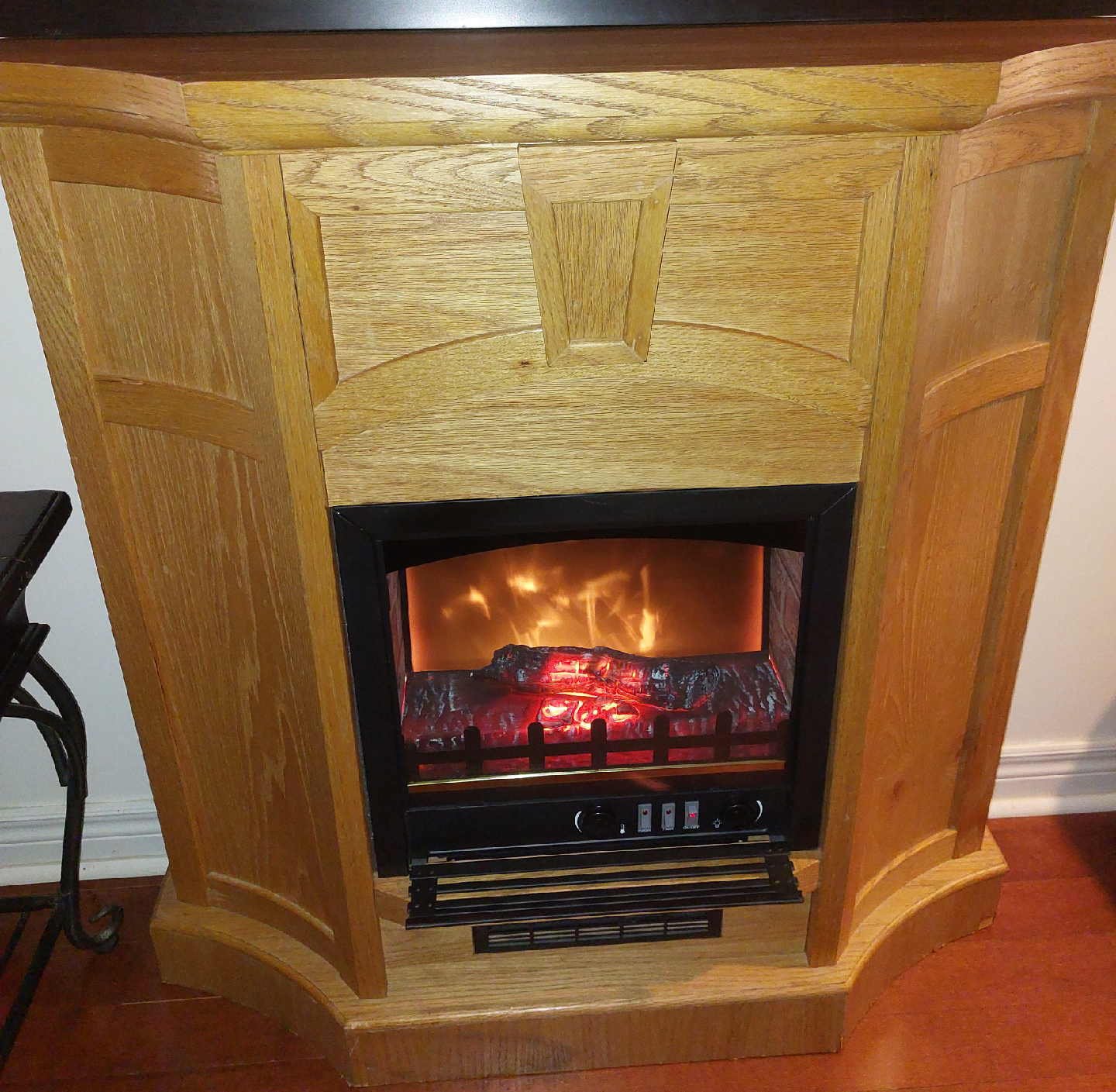 Decorflame Electric Fireplace Heater QCM999-38