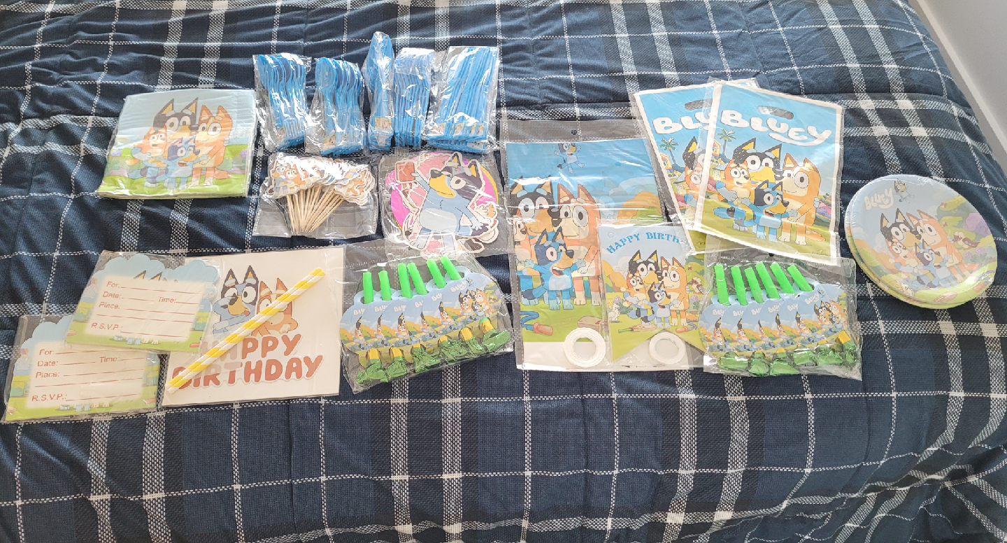 Brand NEW Bluey Birthday Party Set