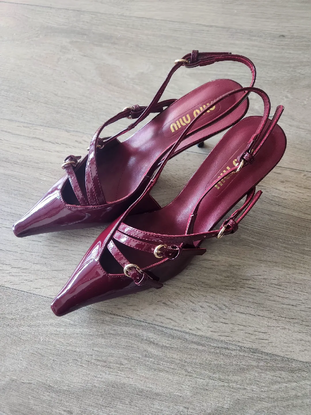 Miu Miu Patent Leather Slingback Heels Burgundy Kitten Heels image indicator(6)