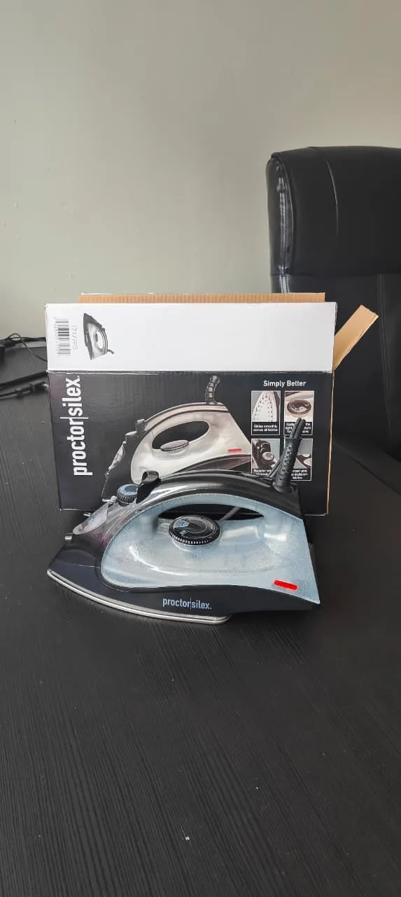 Proctor Silex Iron with Adjustable Steam - Like New image indicator(7)