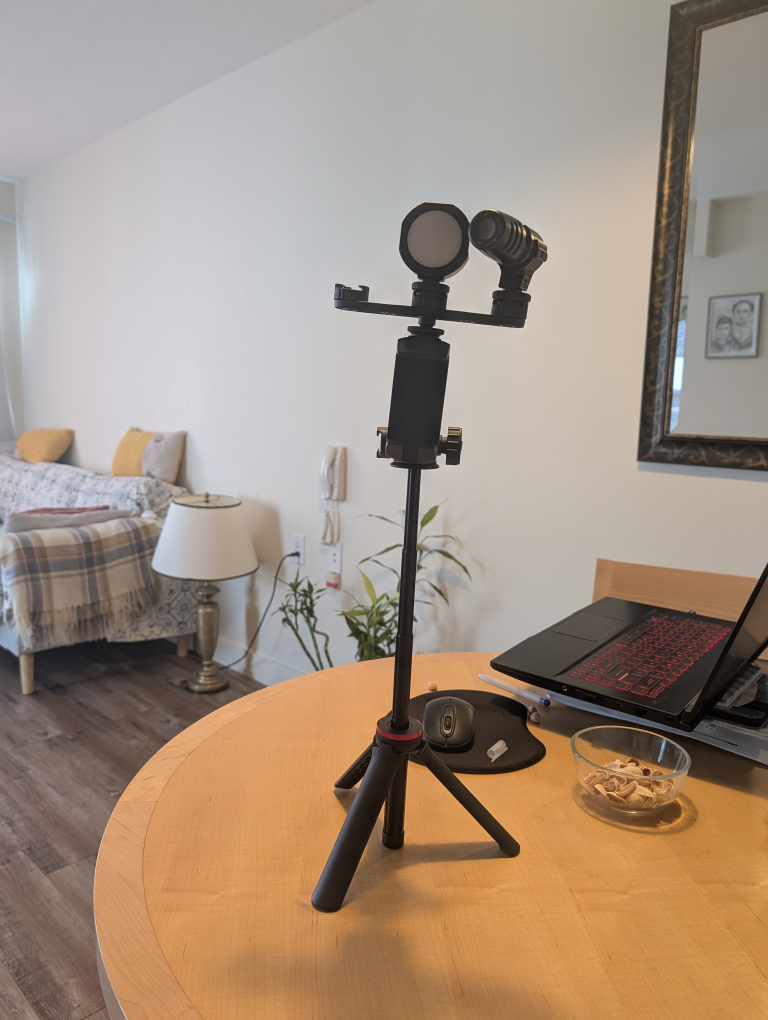 LED Video Light with Tripod Stand - photo 3