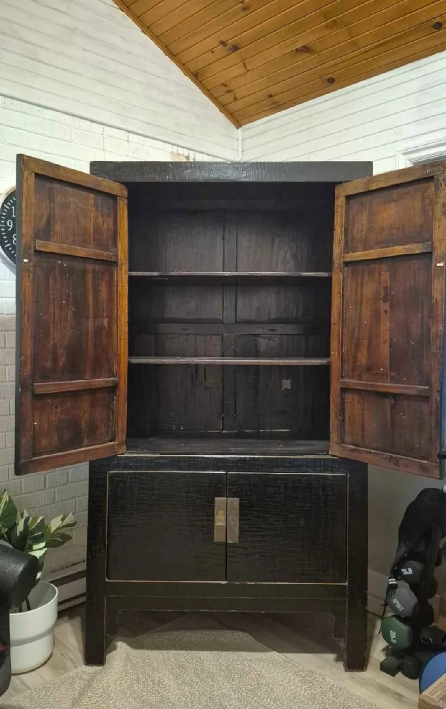 Henredon Mahogany Pressed Bamboo Wardrobe/Armoire image indicator(2)