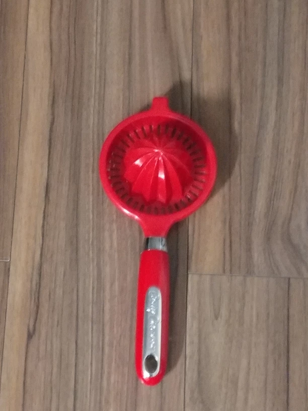 Red Chef'n Citrus Juicer