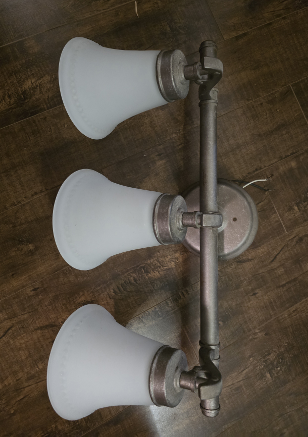 Bathroom Vanity Light Fixture - 3 Light - photo 2