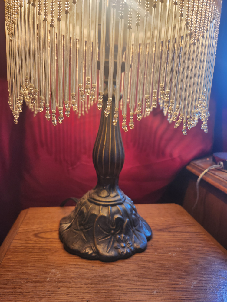 Vintage Beaded Table Lamp - photo 3