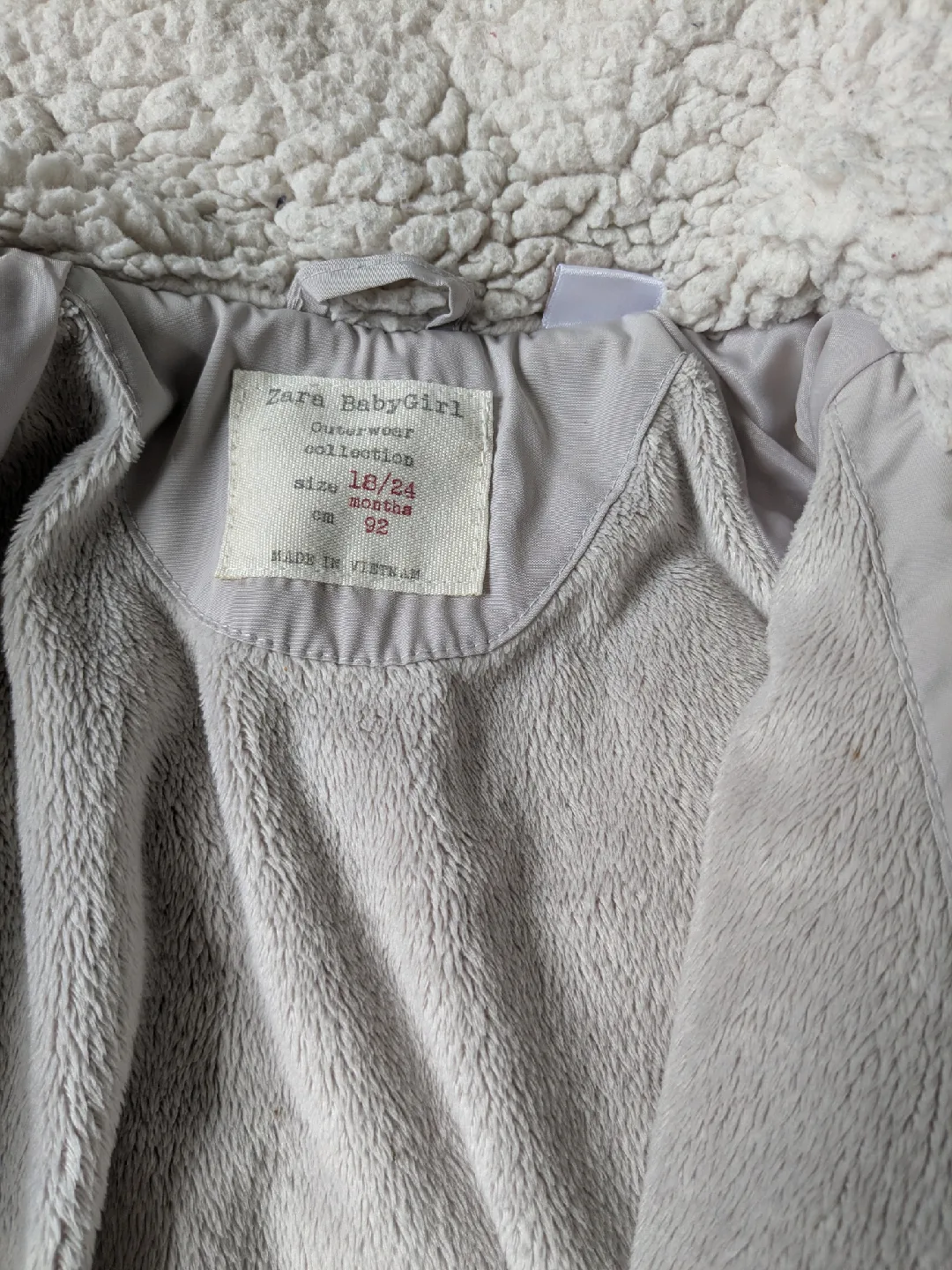 Zara BabyGirl Outerwear - Size 18/24 Months image indicator(2)