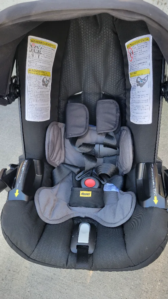 Doona Infant Car Seat Stroller - Black image indicator(5)