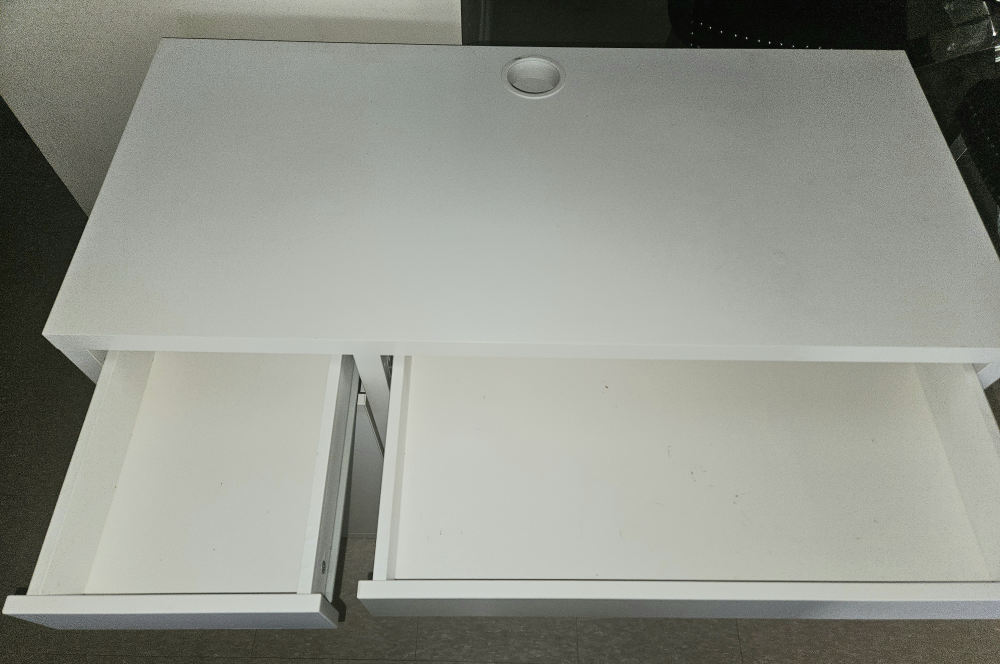 White Desk with Drawers & Cabinet - photo 3