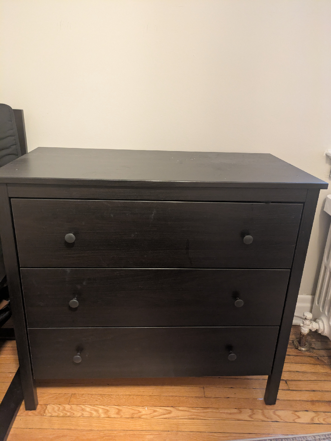 Black 3-Drawer Dresser