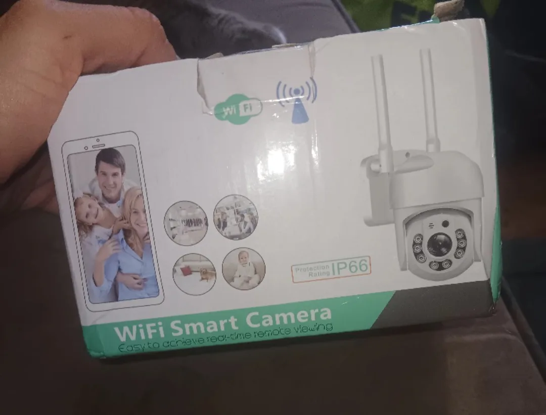 Teruhal TC105 WiFi Smart Camera security - New in Box! thumbnail
