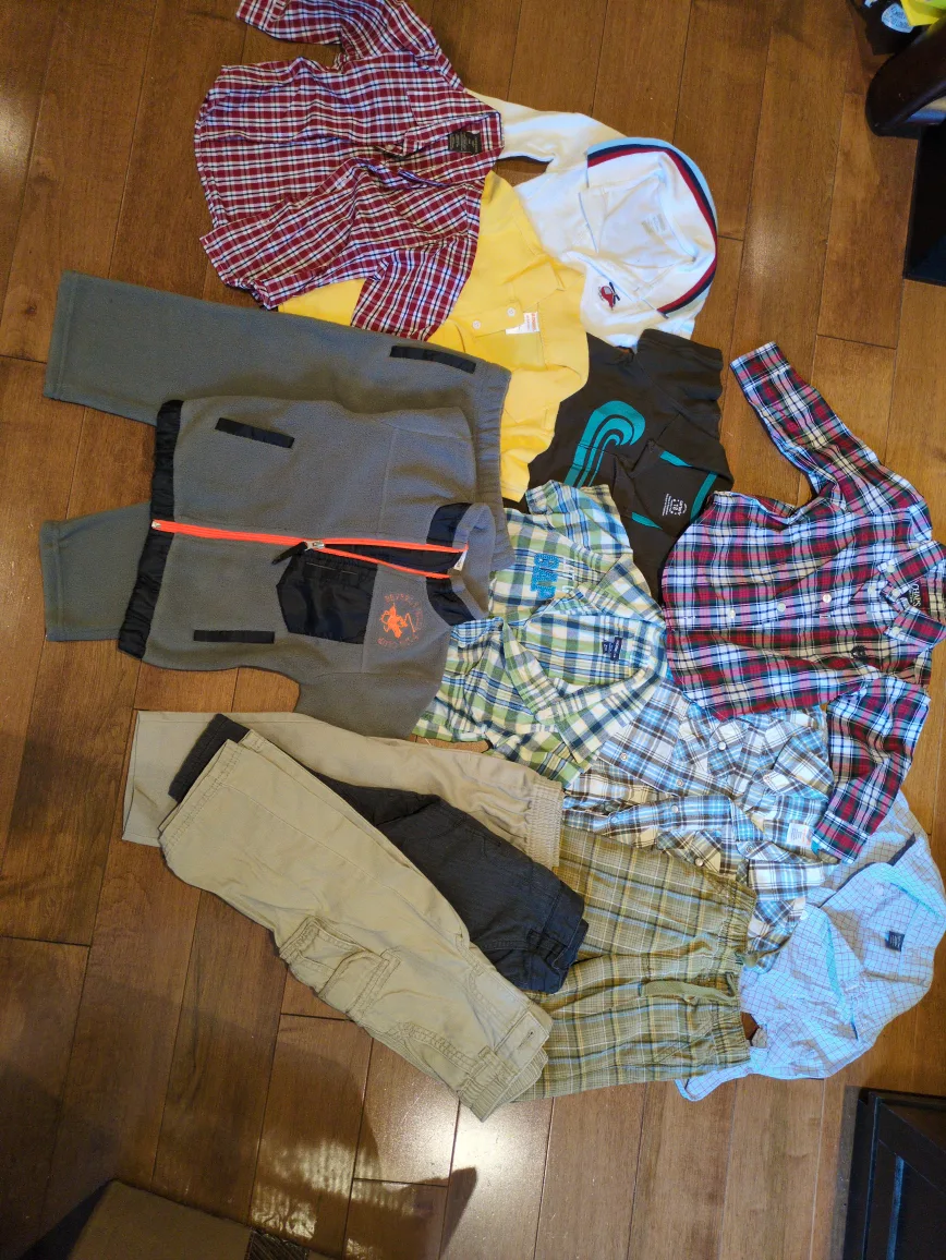 Toddler Boys Clothes Lot - Size 12-24 Months image indicator(6)